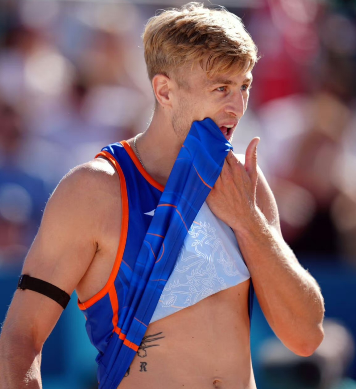 荷兰运动员全力以赴,取得好成绩的简单介绍 荷兰运动员全力以赴,取得好成绩的简单介绍