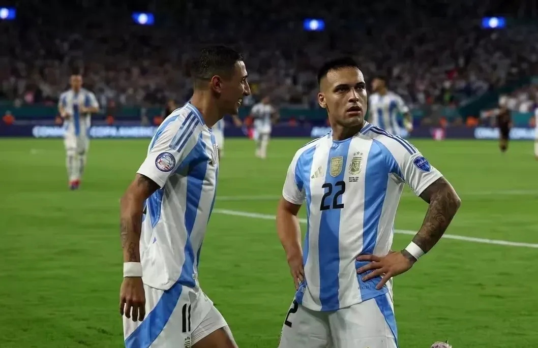 阿根廷足球代表队爆冷击败对手进四强