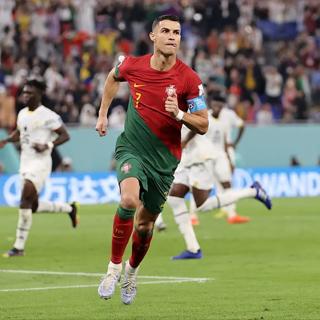 葡萄牙队险胜英格兰队，王皓统治全场的简单介绍