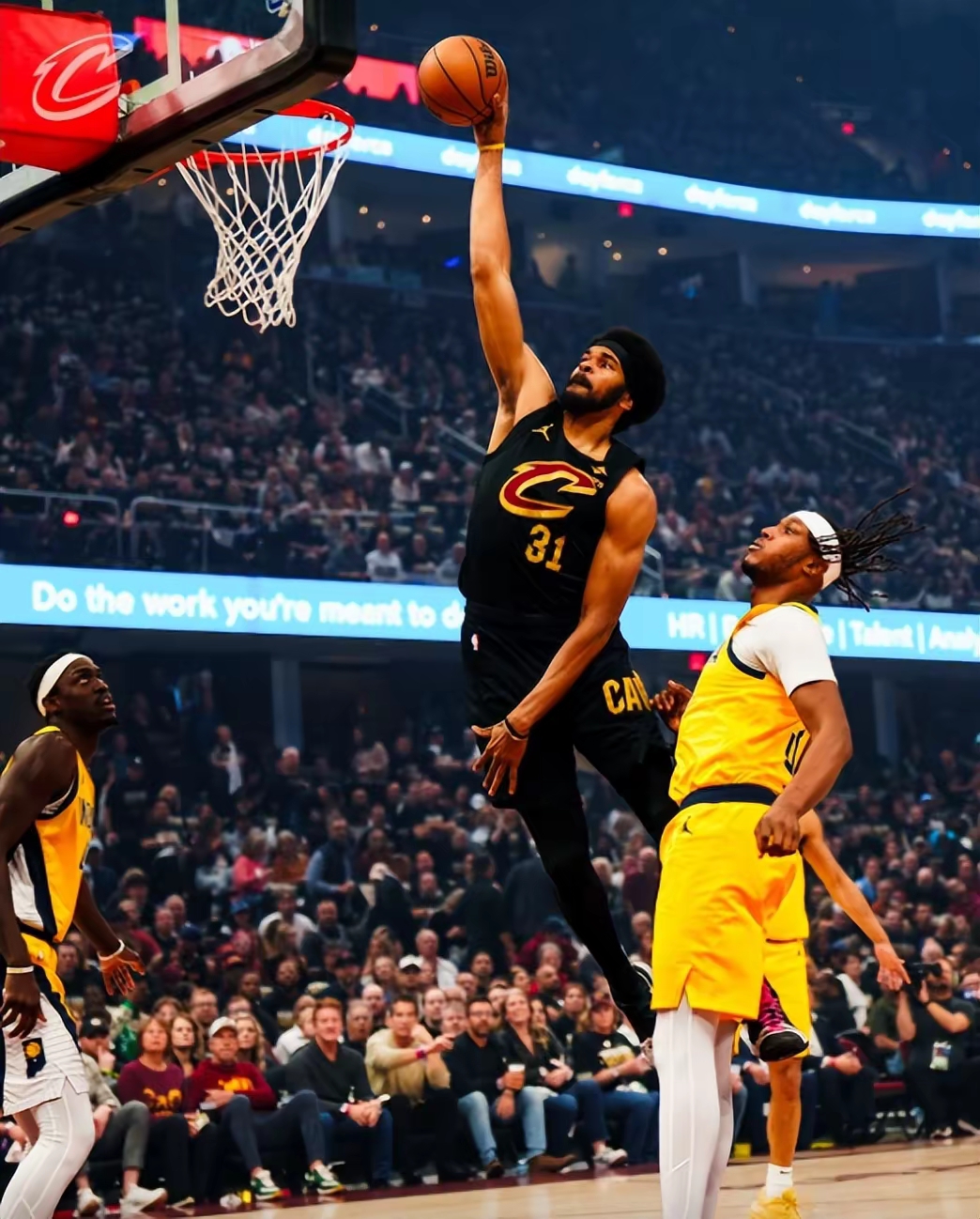 爵士鏖战步行者，莫兰特统治全场的简单介绍